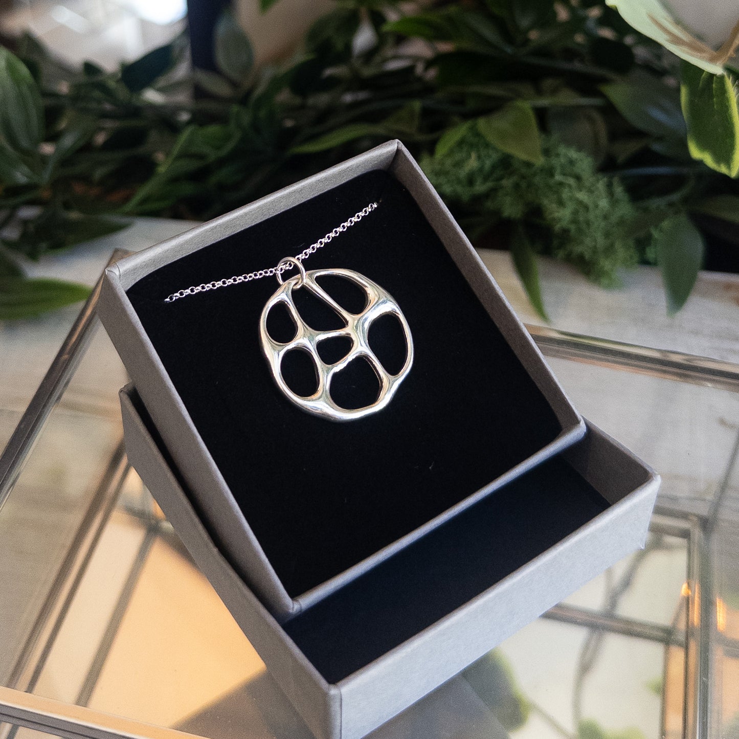 Medium Infinity Round Pendant Necklace - End of Line