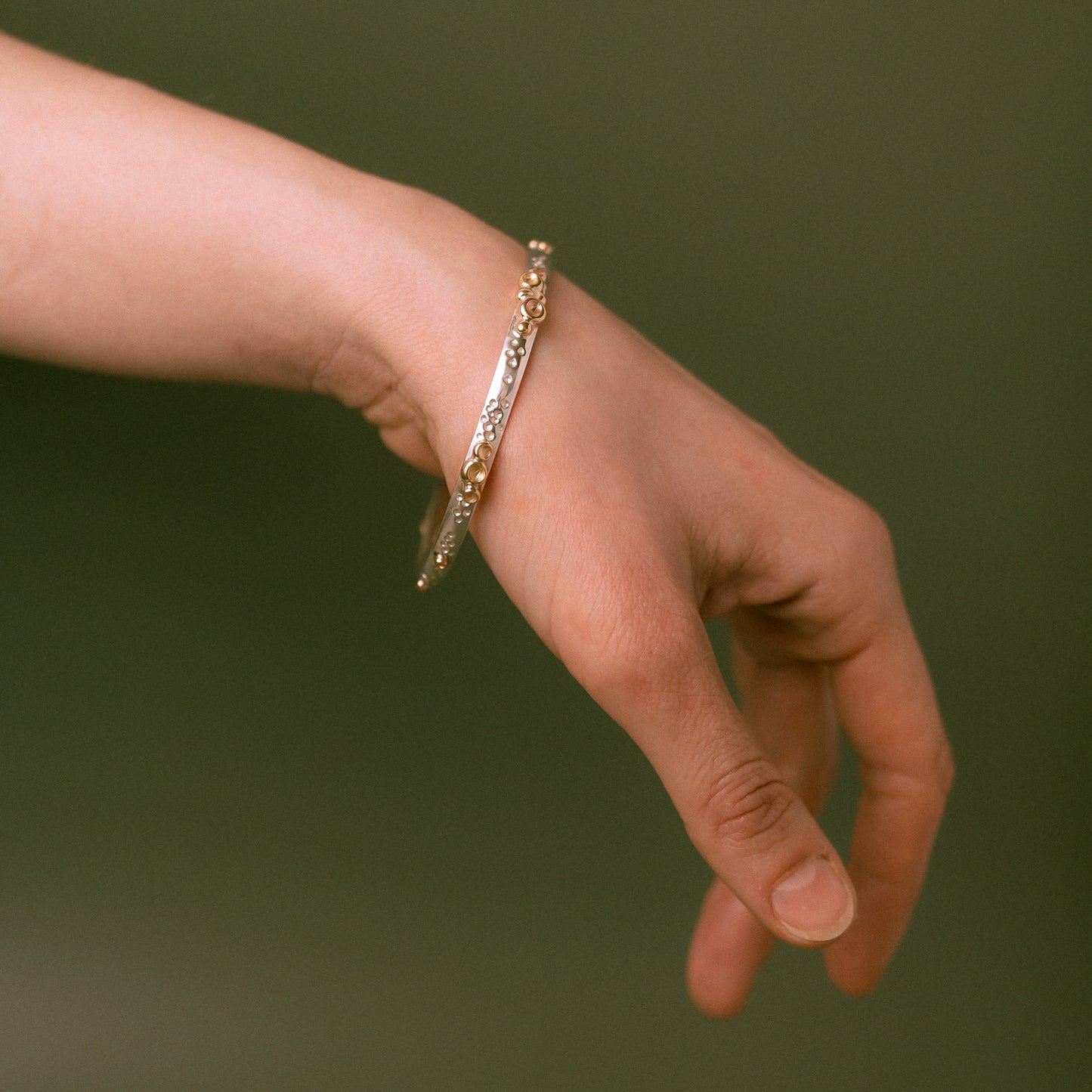 Silver and solid 9ct Gold Lost Treasure Barnacle Bangle