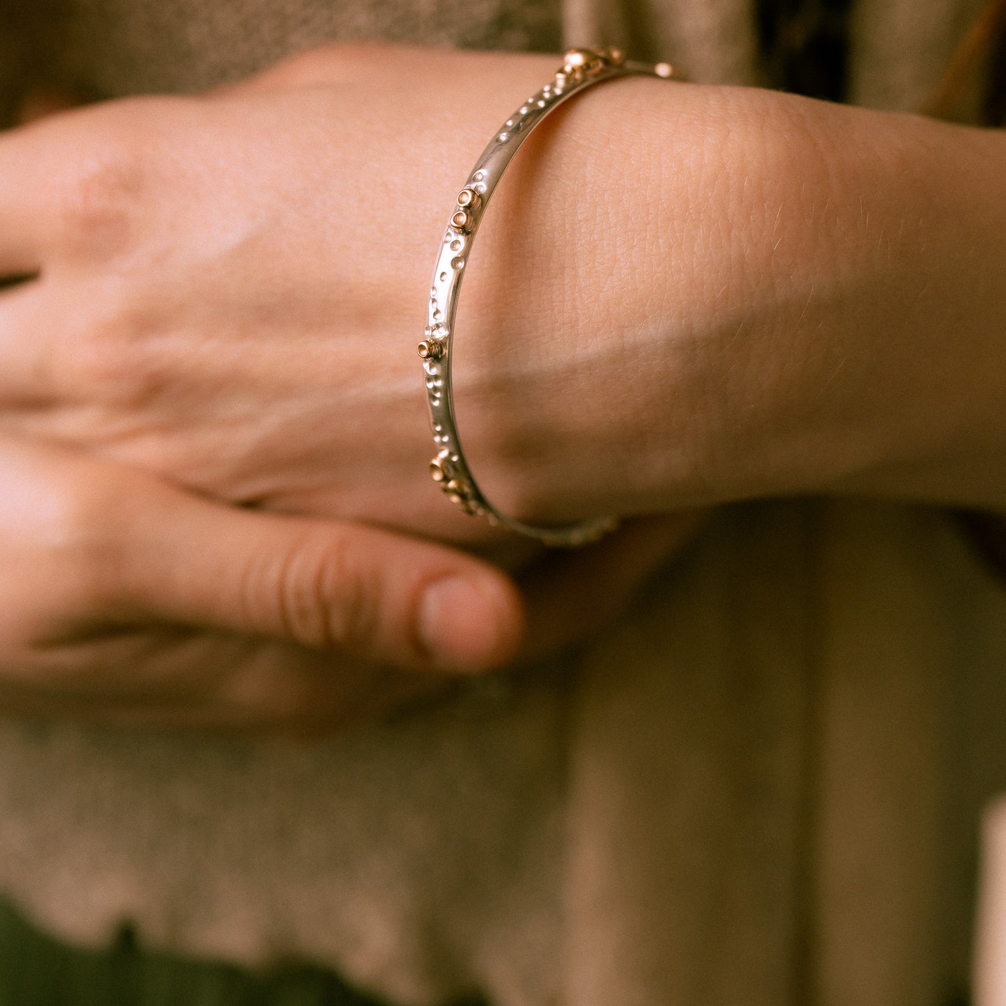 Silver and solid 9ct Gold Lost Treasure Barnacle Bangle