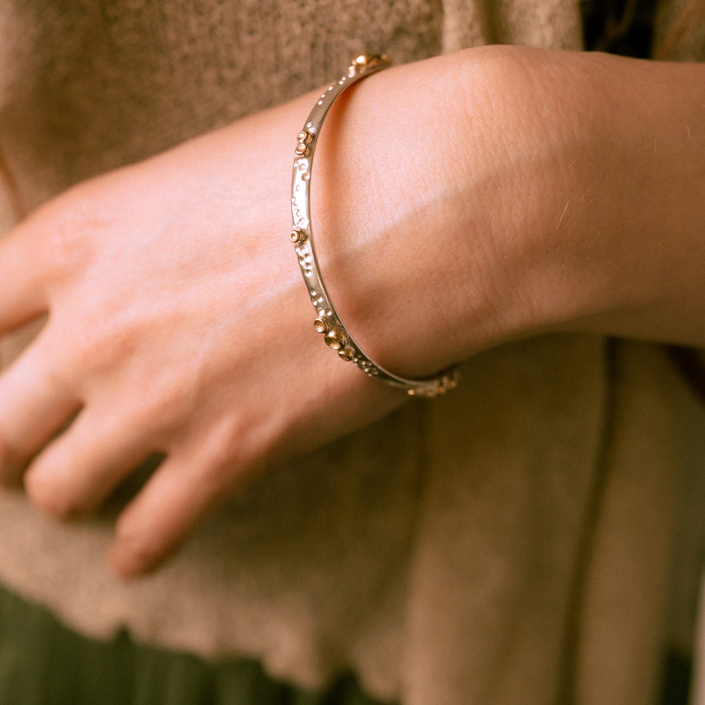 Silver and solid 9ct Gold Lost Treasure Barnacle Bangle