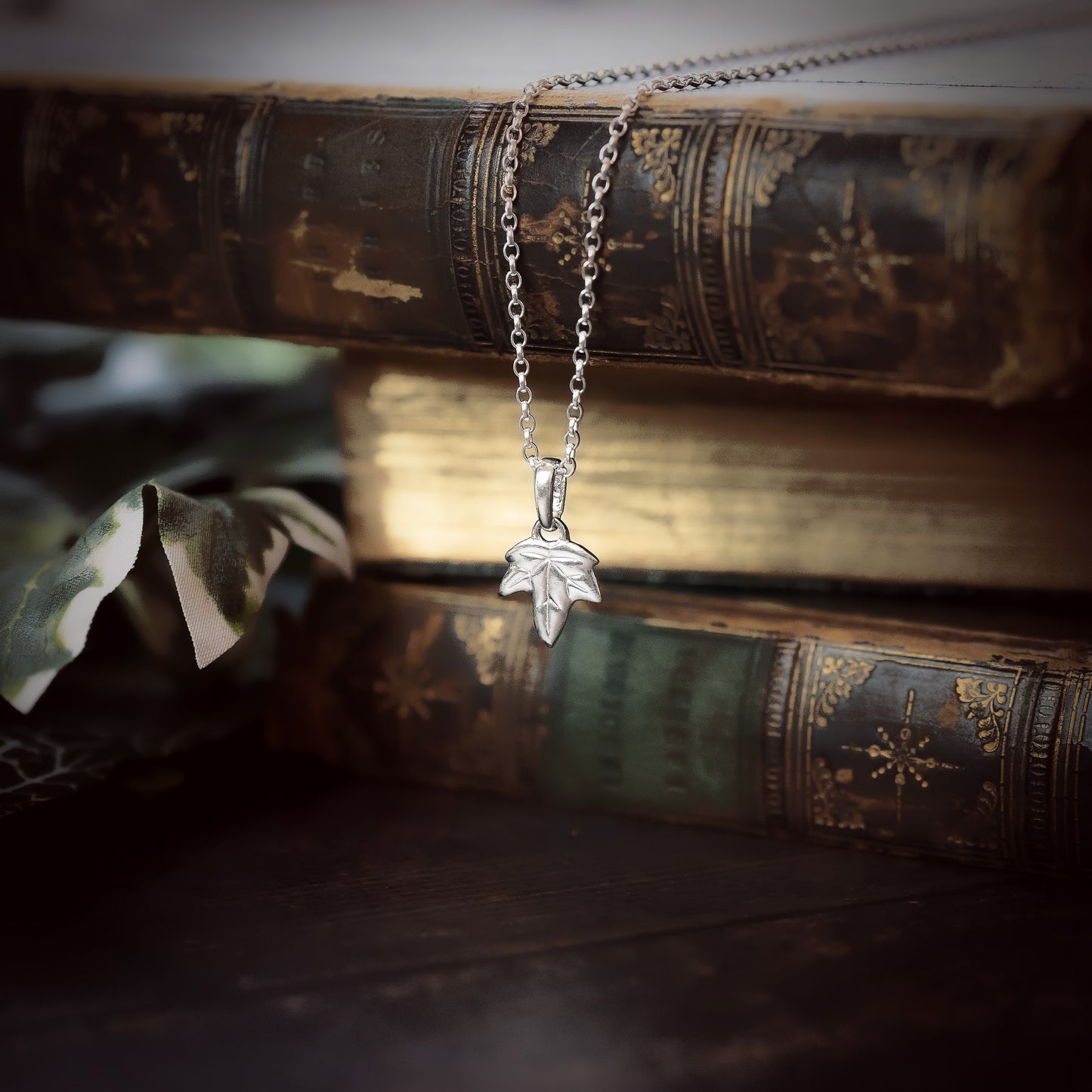 Ivy Leaf Silver Pendant Necklace