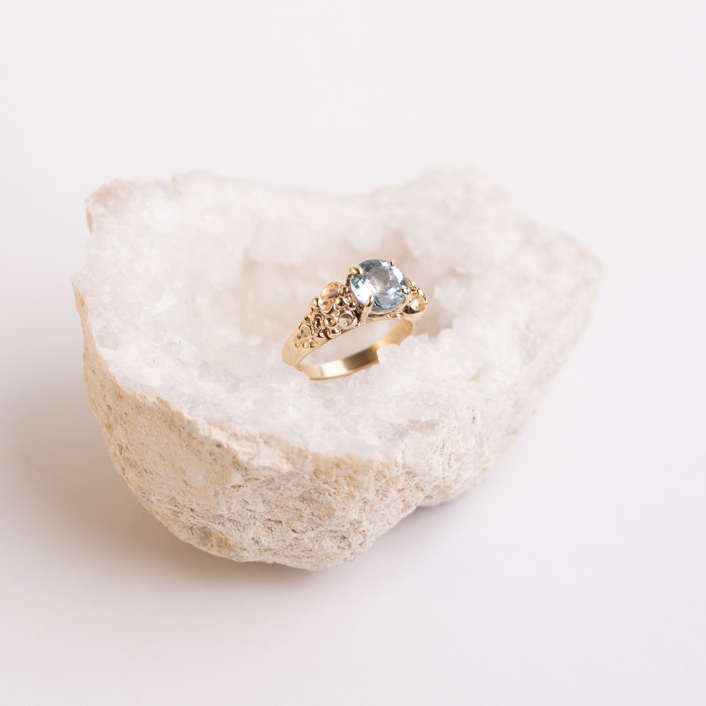Barnacle Gold Ring with stunning Aquamarine