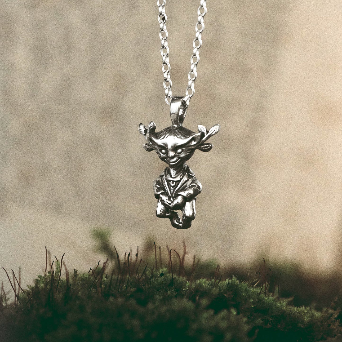 Mooinjer Veggey Pendant Necklace