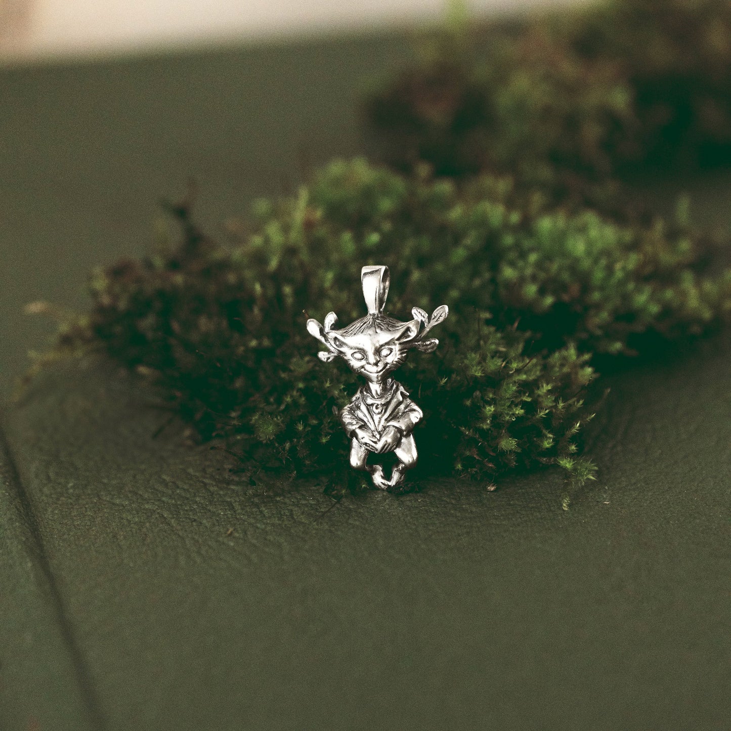 Mooinjer Veggey Pendant Necklace