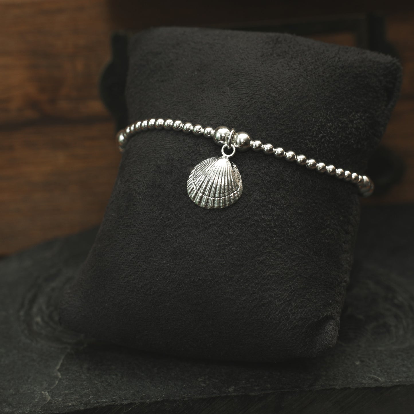 Cockle Shell Charm Stretch Sterling Silver Bracelet