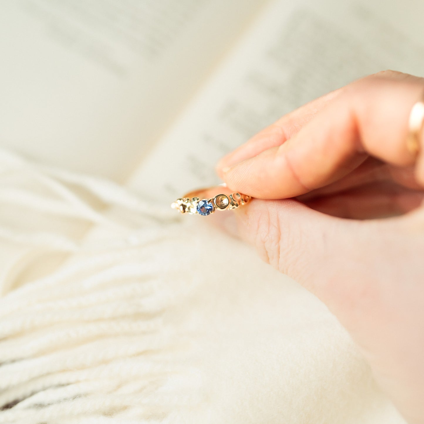 Sapphire Gold Barnacle Ring