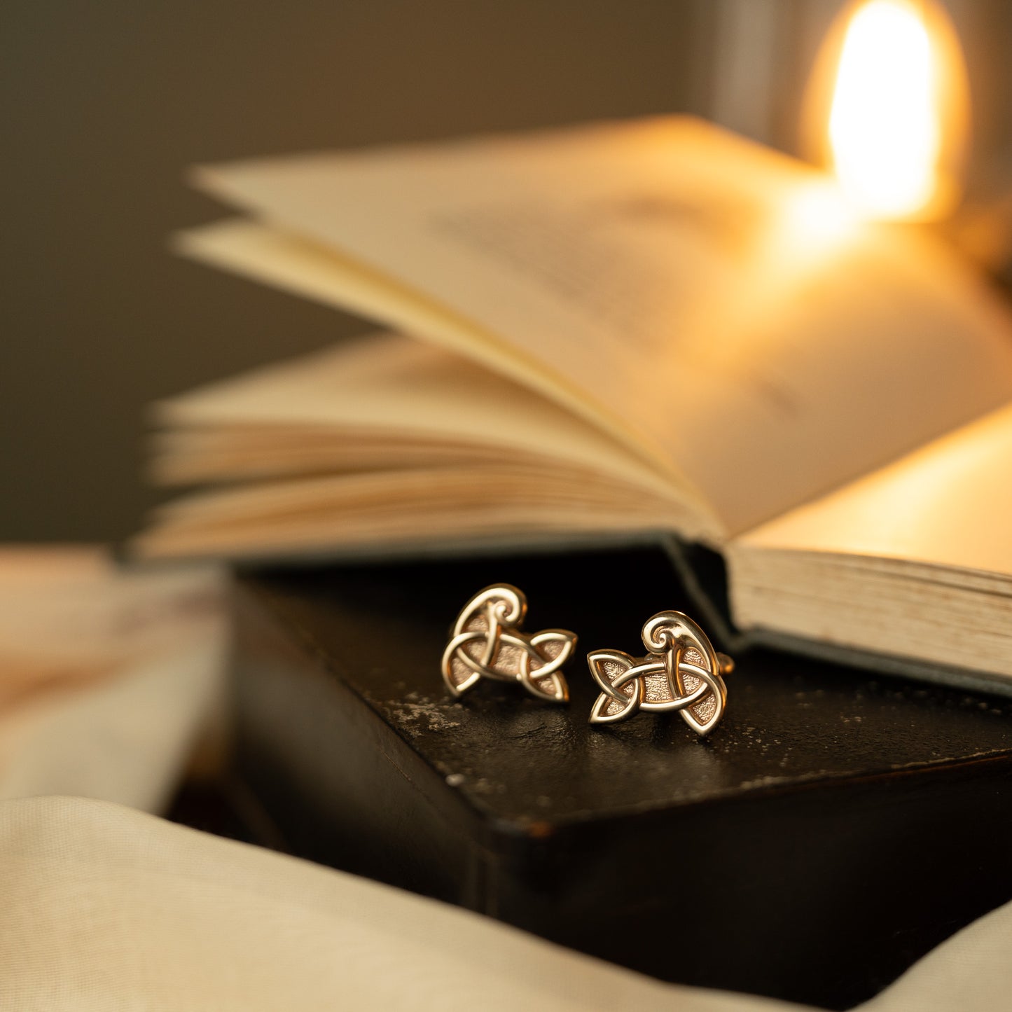 Gold Sandulf's Cross Knotwork Cufflinks