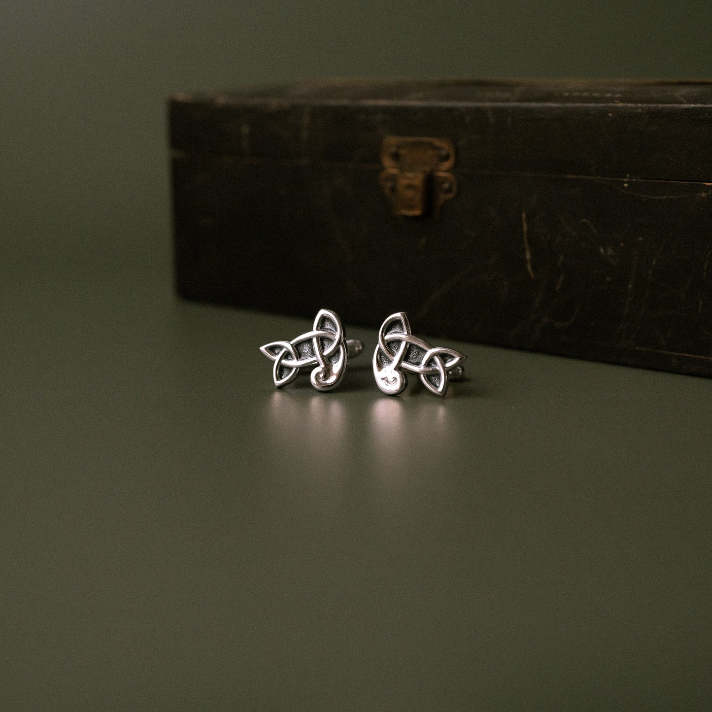 Sandulf's Cross Enamelled Silver Knot Cufflinks