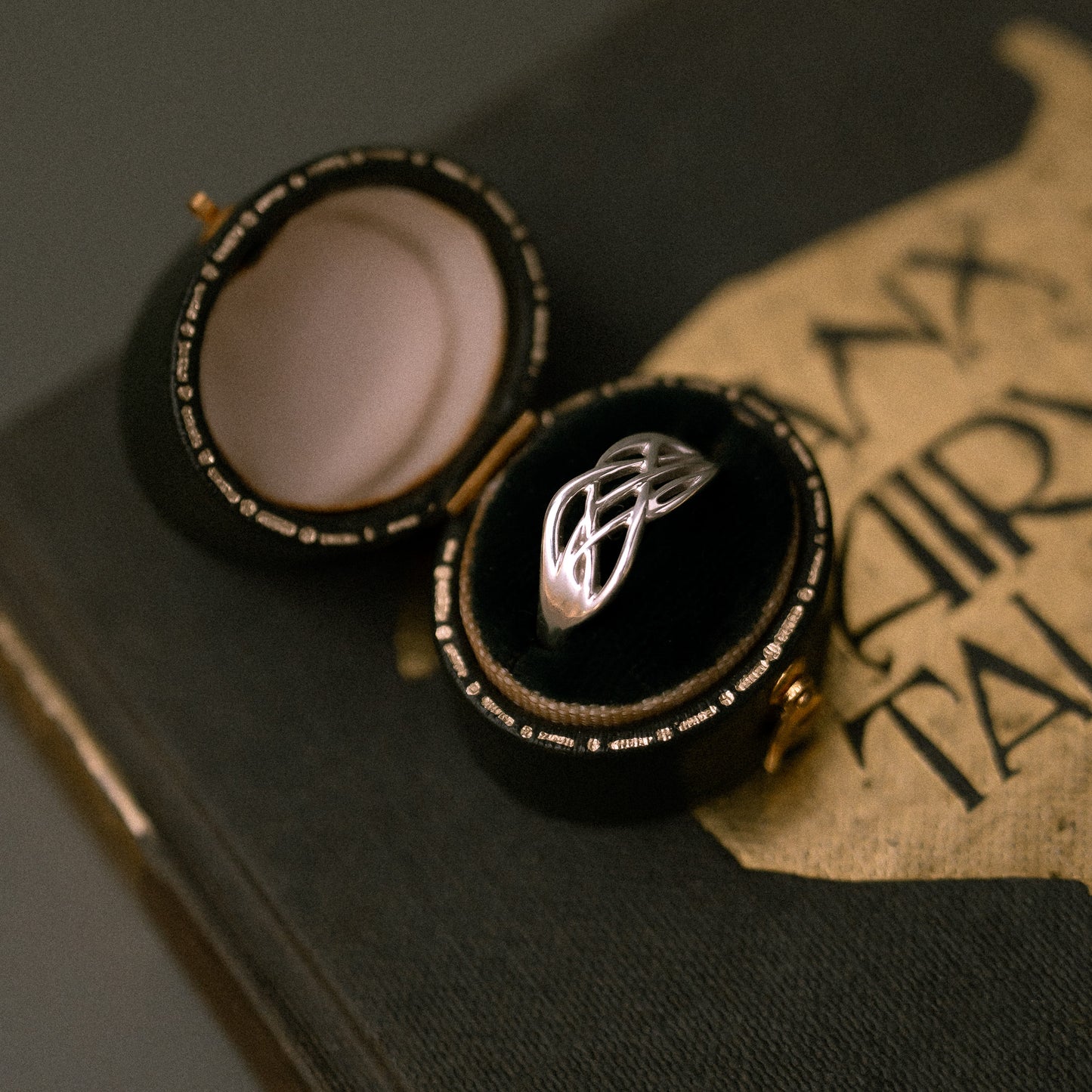 Celtic White Gold Ring