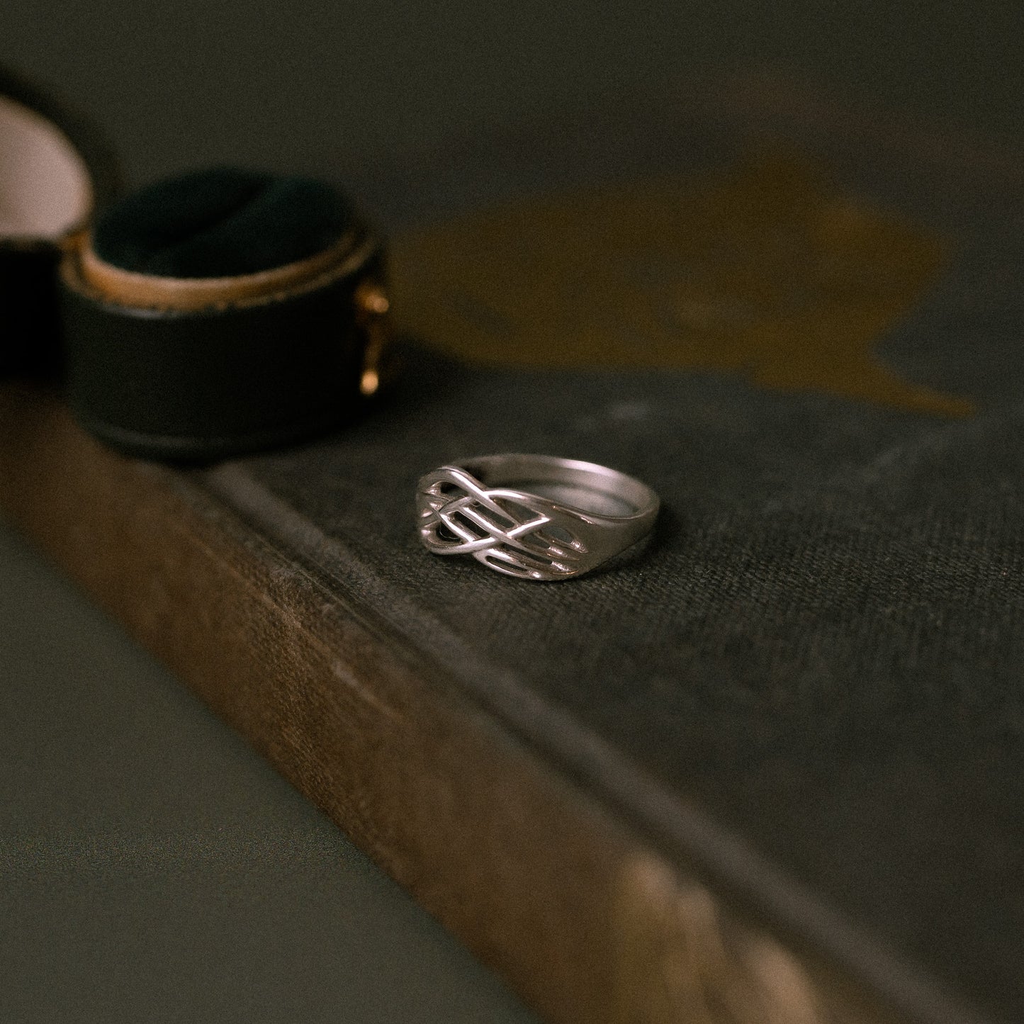 Celtic White Gold Ring