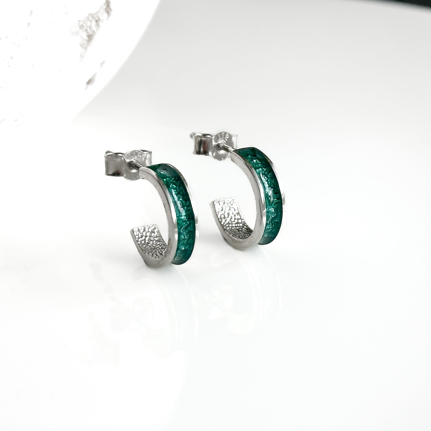 Jörð - Bifröst Silver Enamel Hoop Earrings (Forest Green)