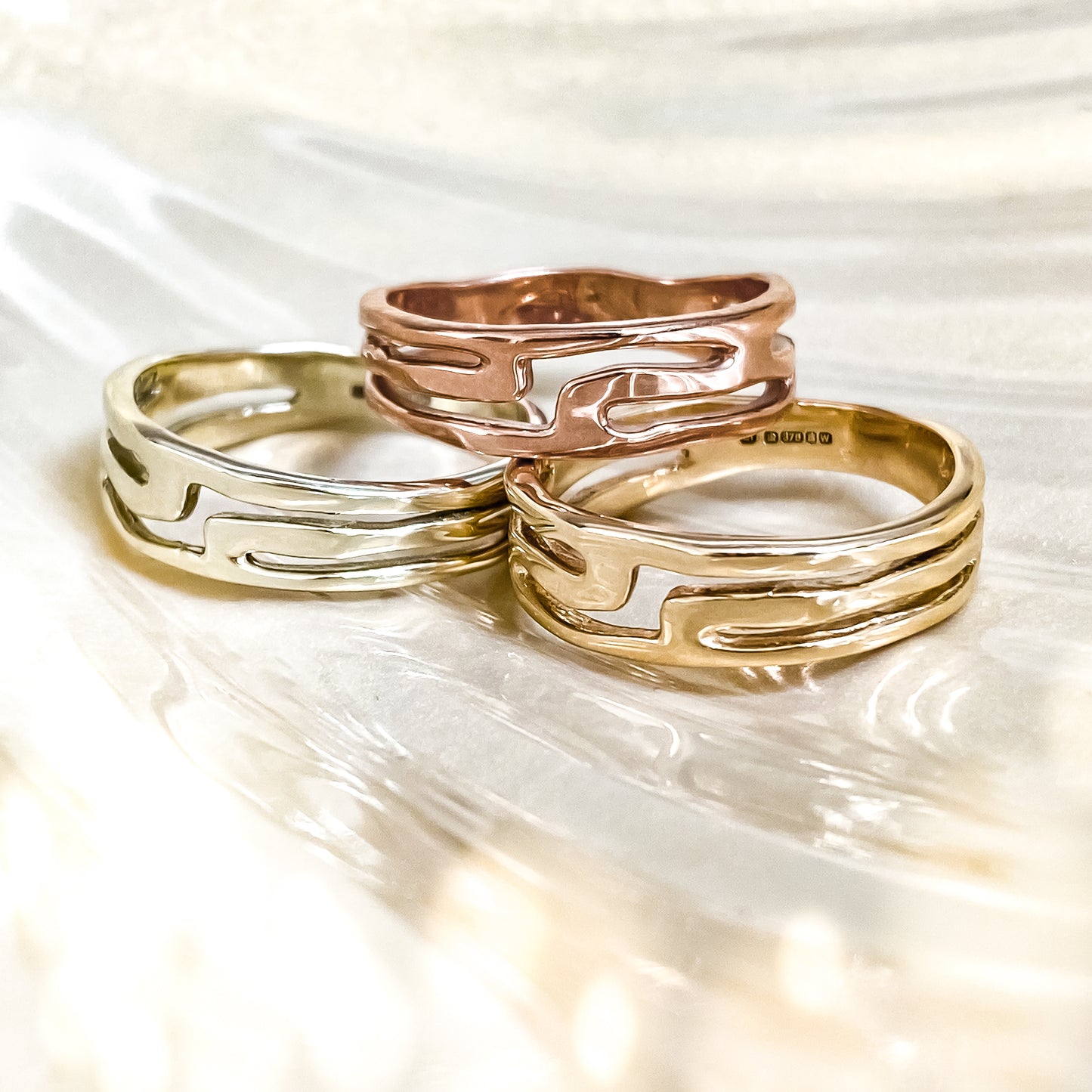 Gold Narrow Strata Ring - Yellow, Rose or White Gold