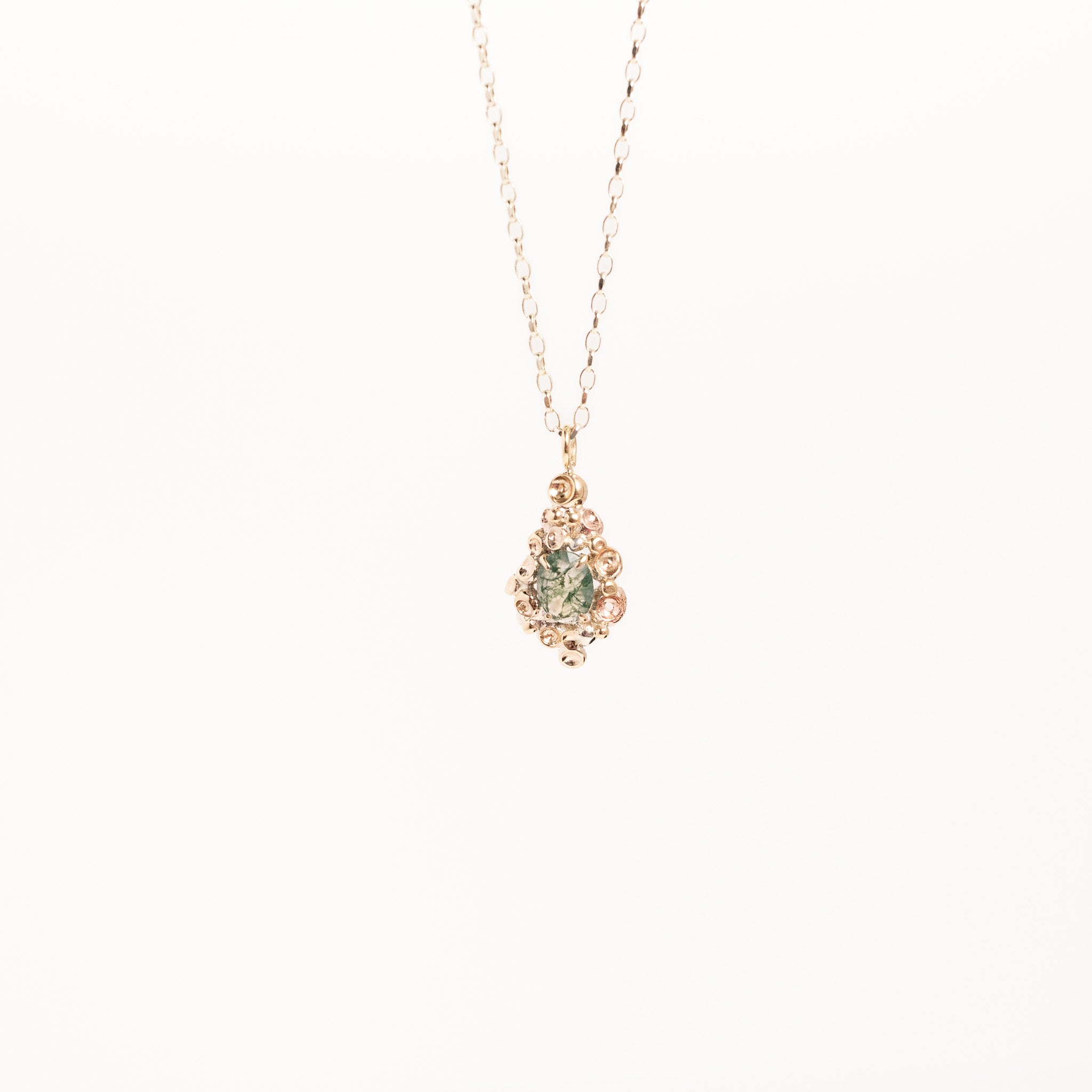 Barnacle Gold Pendant Necklace with Moss Agate