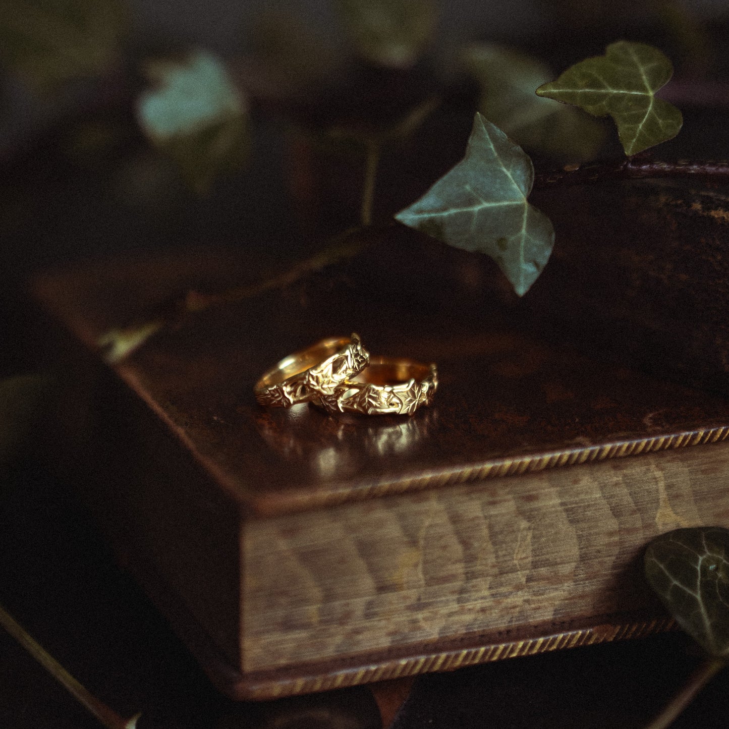 Gold Ivy Vine Ring