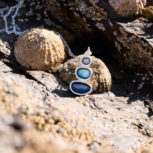 Sterling Silver Balance Pebble Necklace - Niarbyl