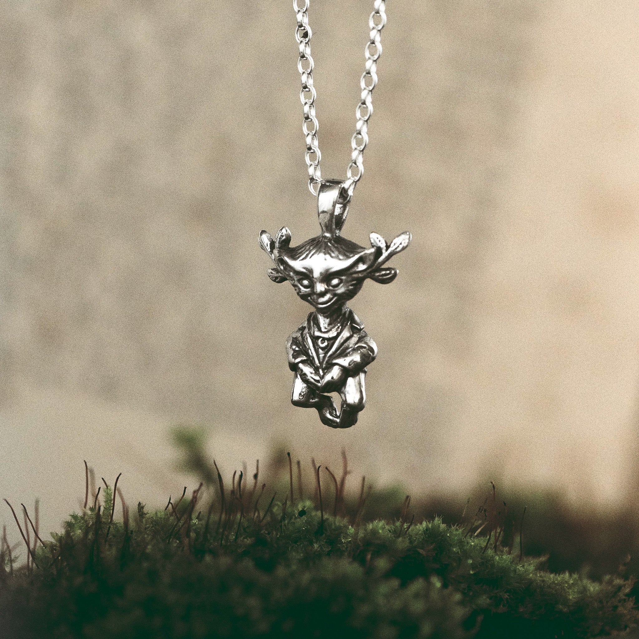 Mooinjer Veggey Pendant Necklace