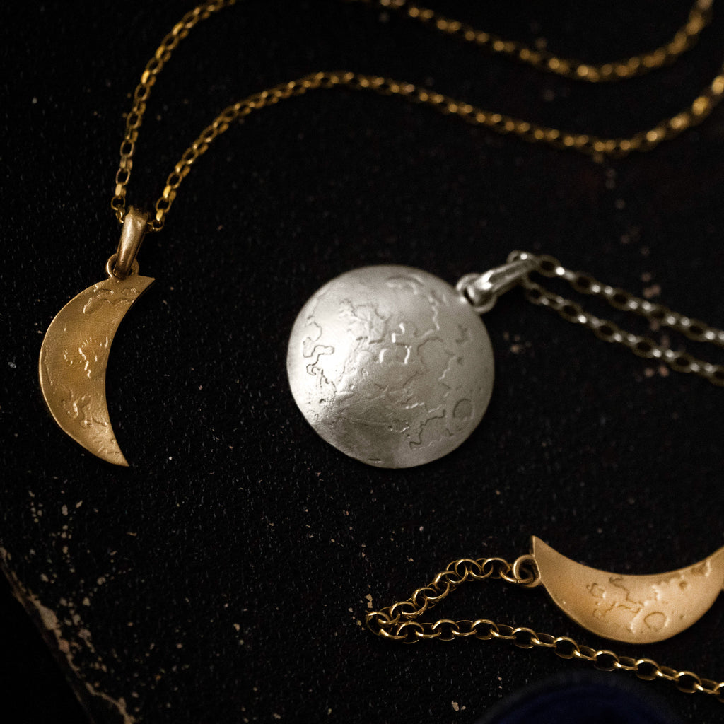 White Gold Full Moon Pendant Necklace