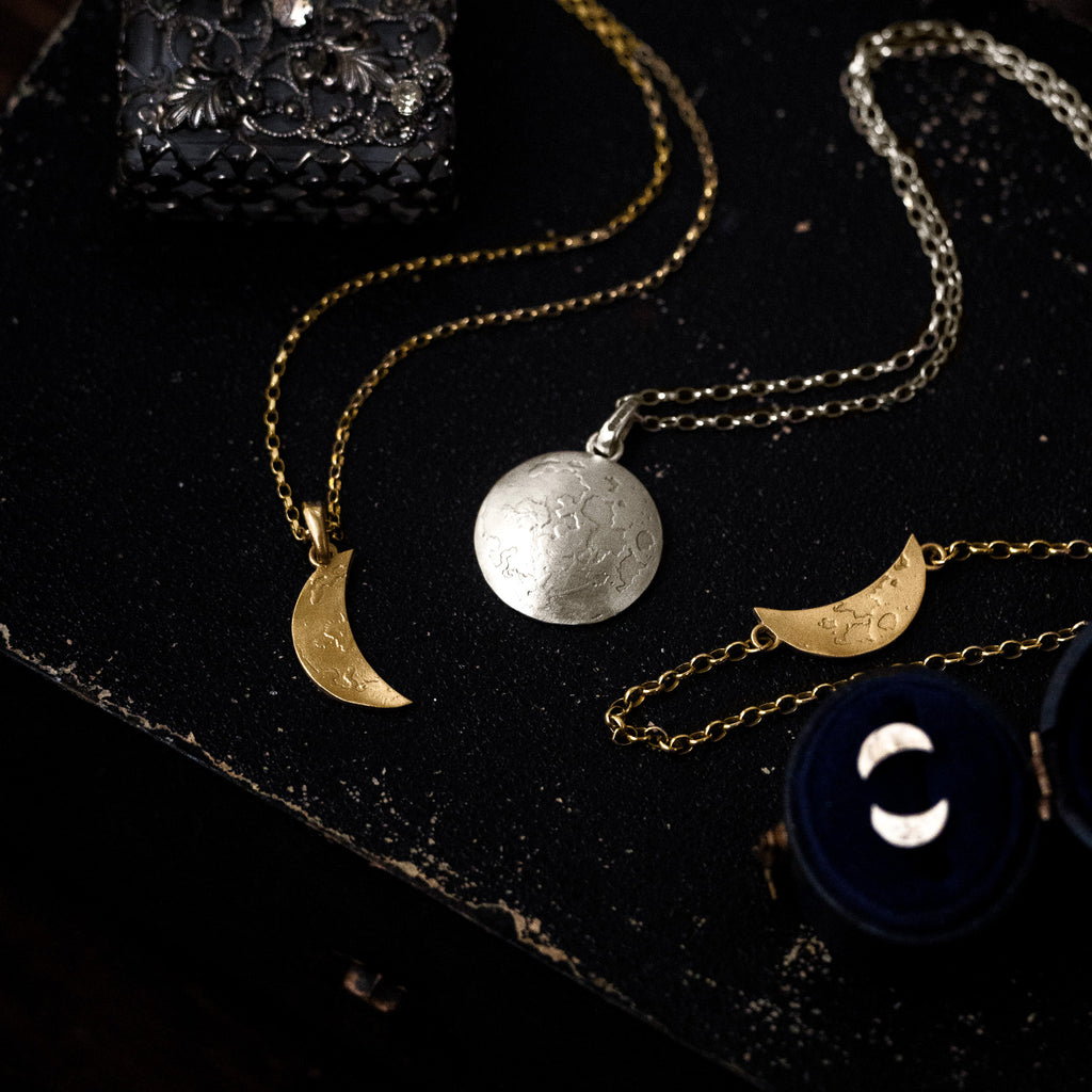 White Gold Full Moon Pendant Necklace
