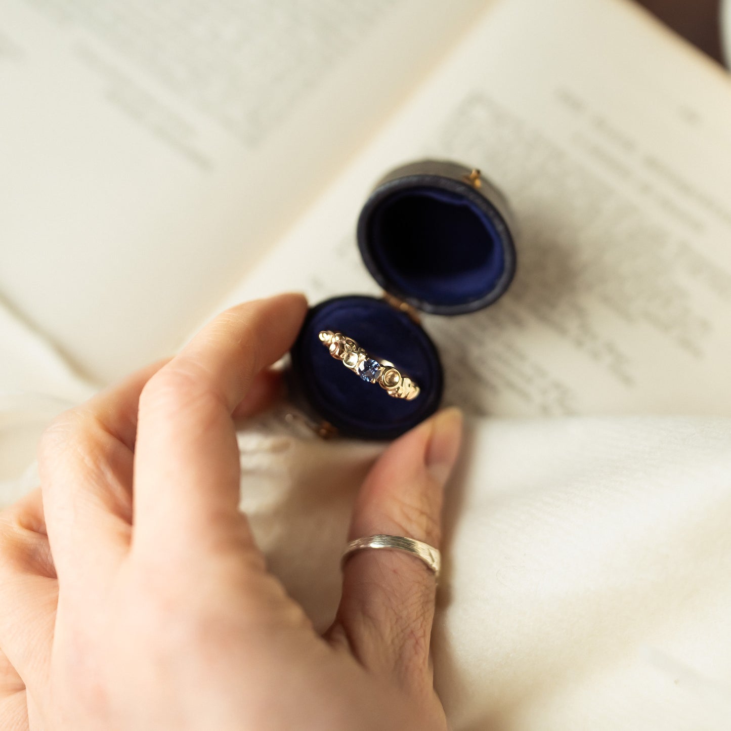 Sapphire Gold Barnacle Ring