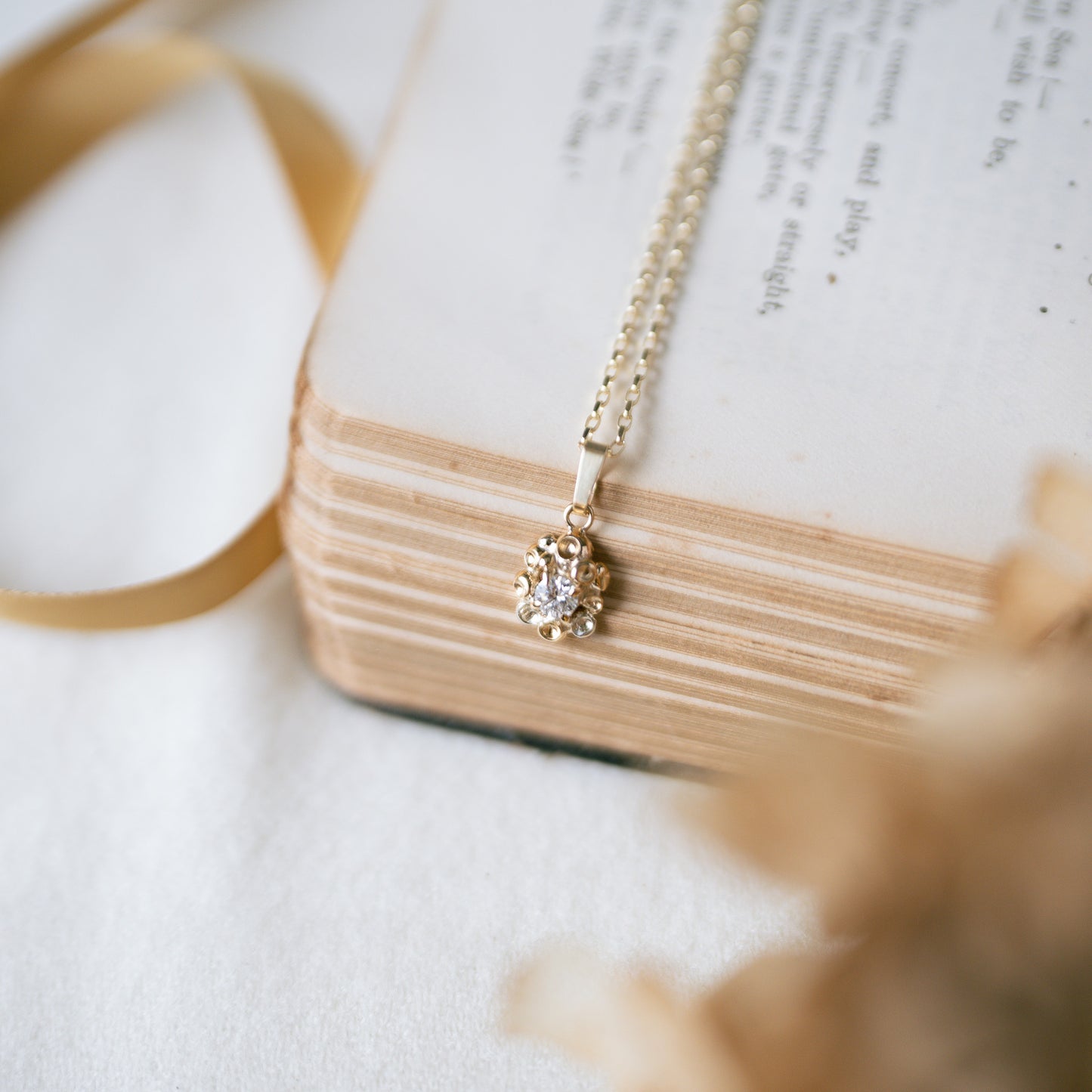 Barnacle Gold Pendant Necklace with Moissanite