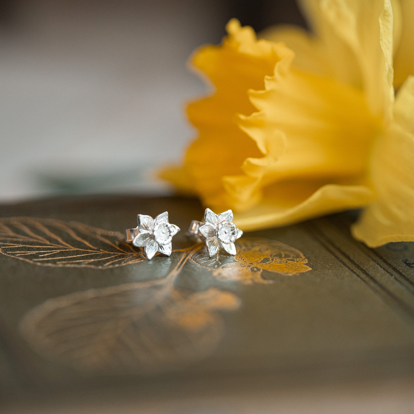 Silver Daffodil Stud Earrings