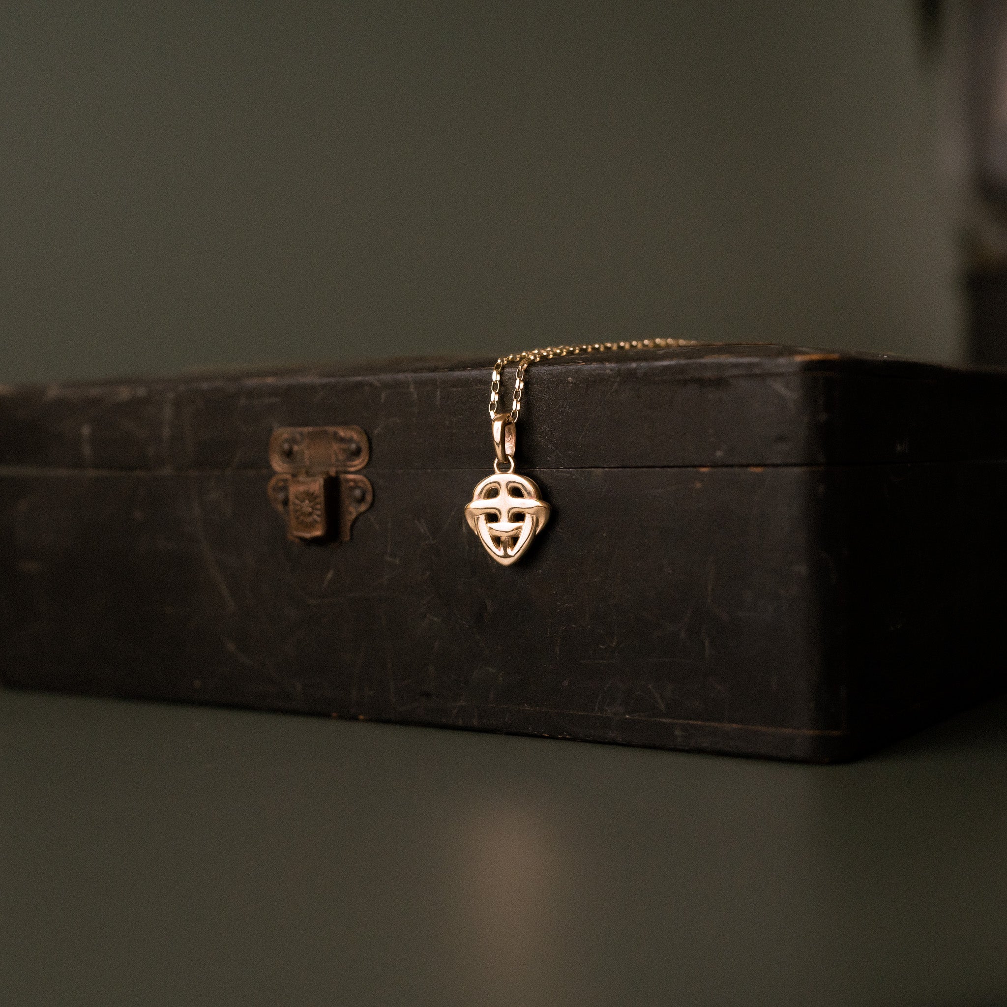 Gold Sandulf's Cross Celtic Knot Necklace