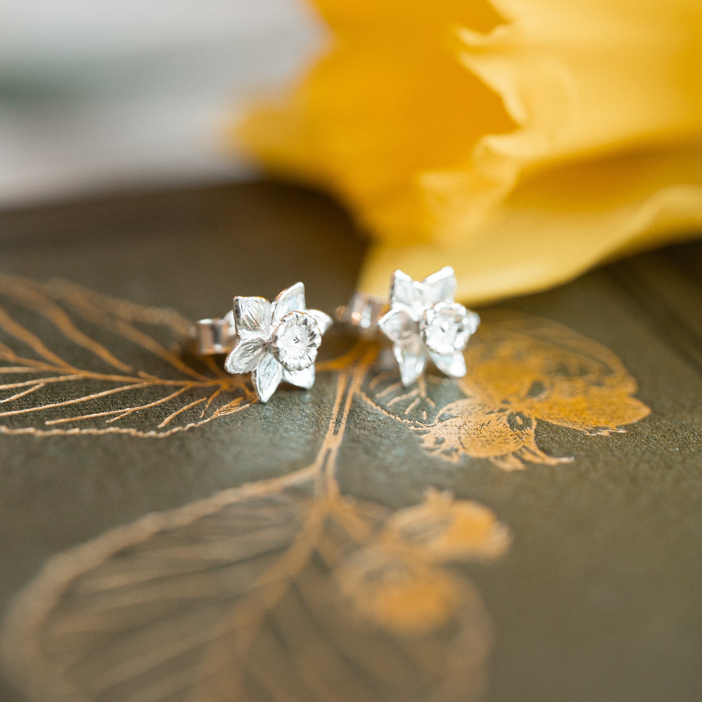 Silver Daffodil Stud Earrings