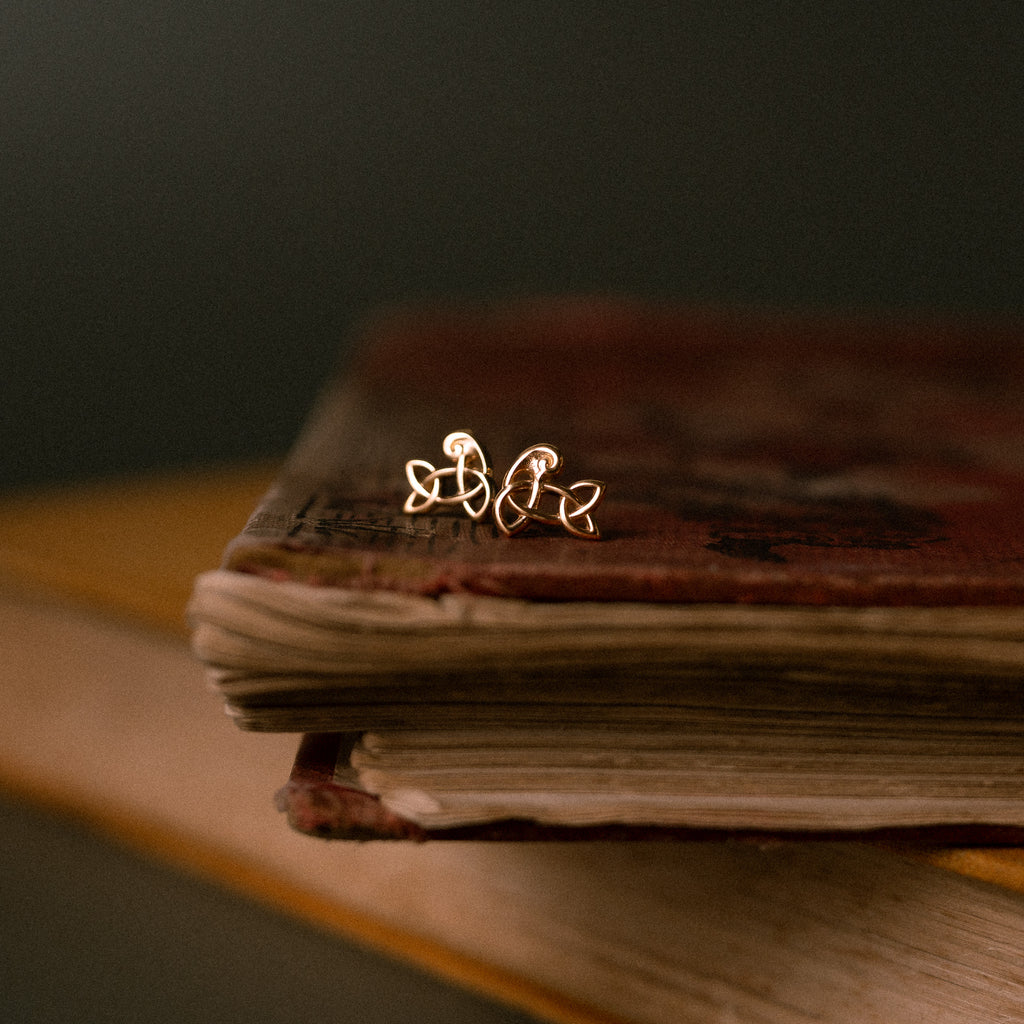 Gold Sandulf's Cross Knot Stud Earrings