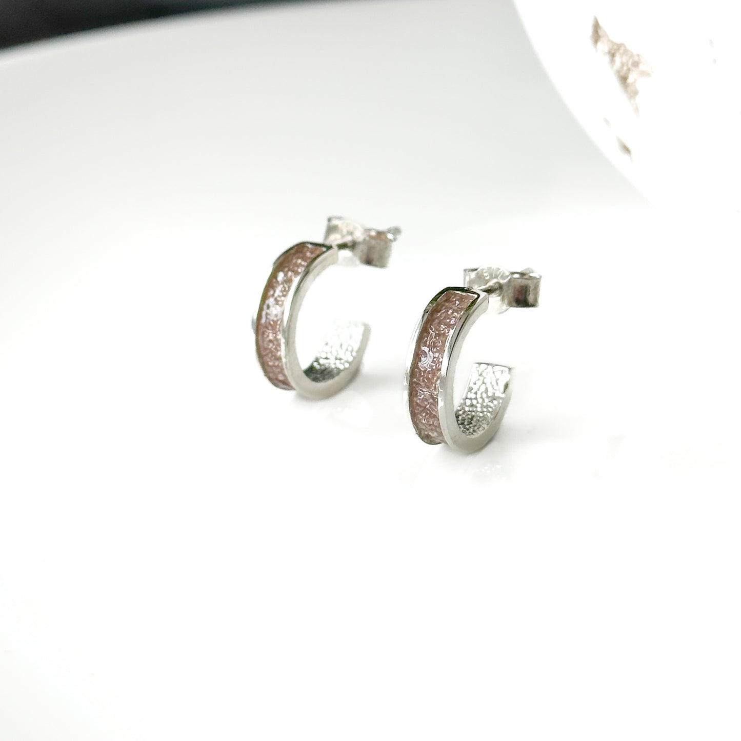 Sól - Bifröst Silver Enamel Hoop Earrings (Golden Sand)