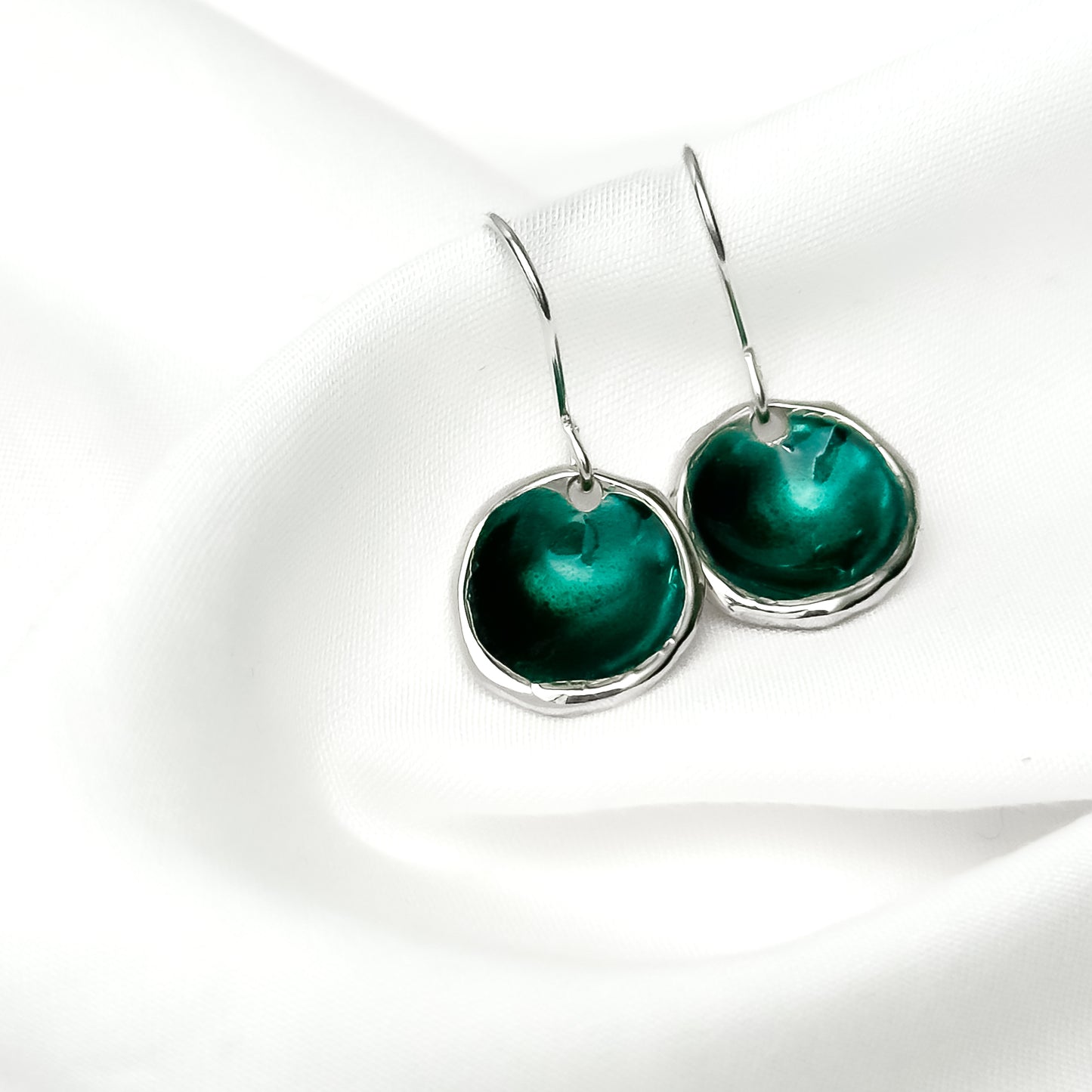 'Lost Forest' Green Silver Droplet Earrings