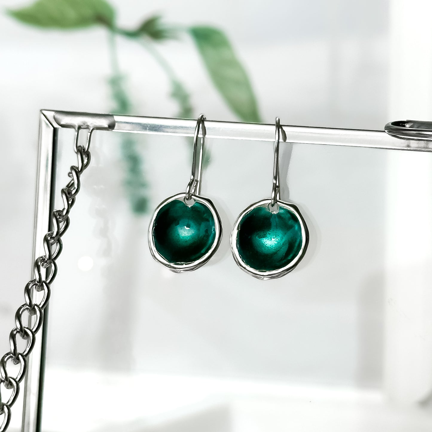 'Lost Forest' Green Silver Droplet Earrings