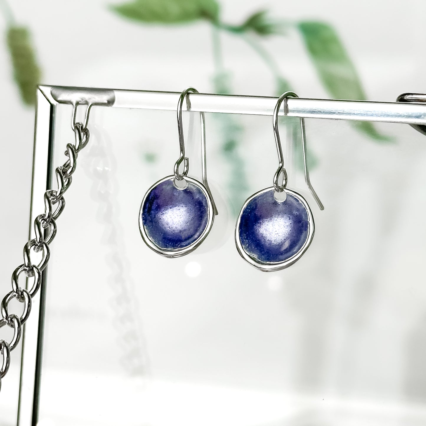 'Heather' Purple Silver Droplet Earrings