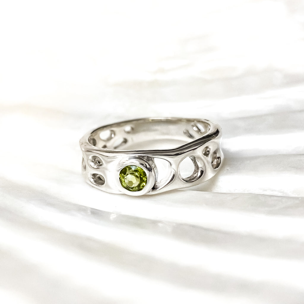 Sterling Silver Peridot Infinity Ring