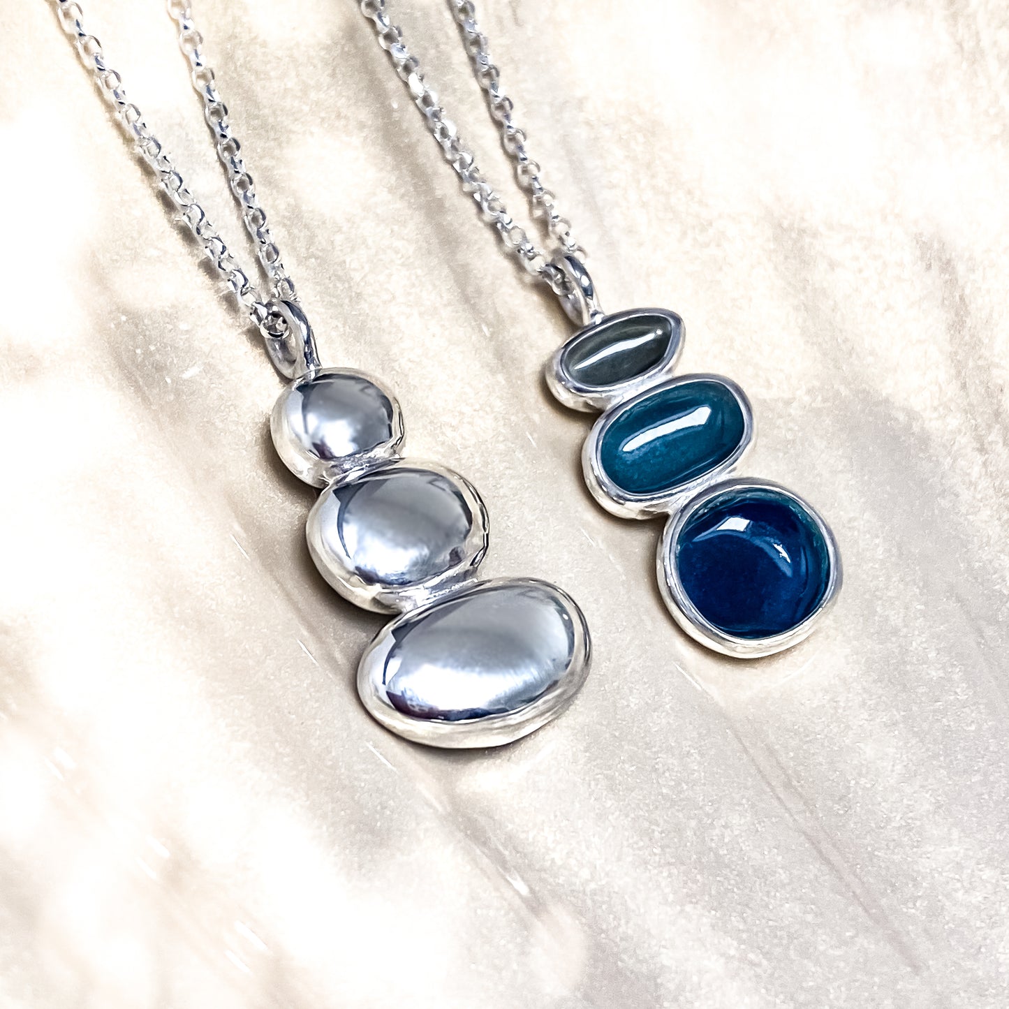 Sterling Silver Balance Pebble Necklace - Niarbyl